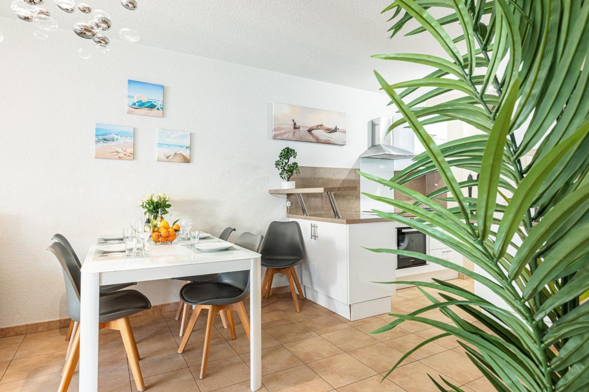 Intercontinental Superbe appartement avec piscine Mentone Esterno foto