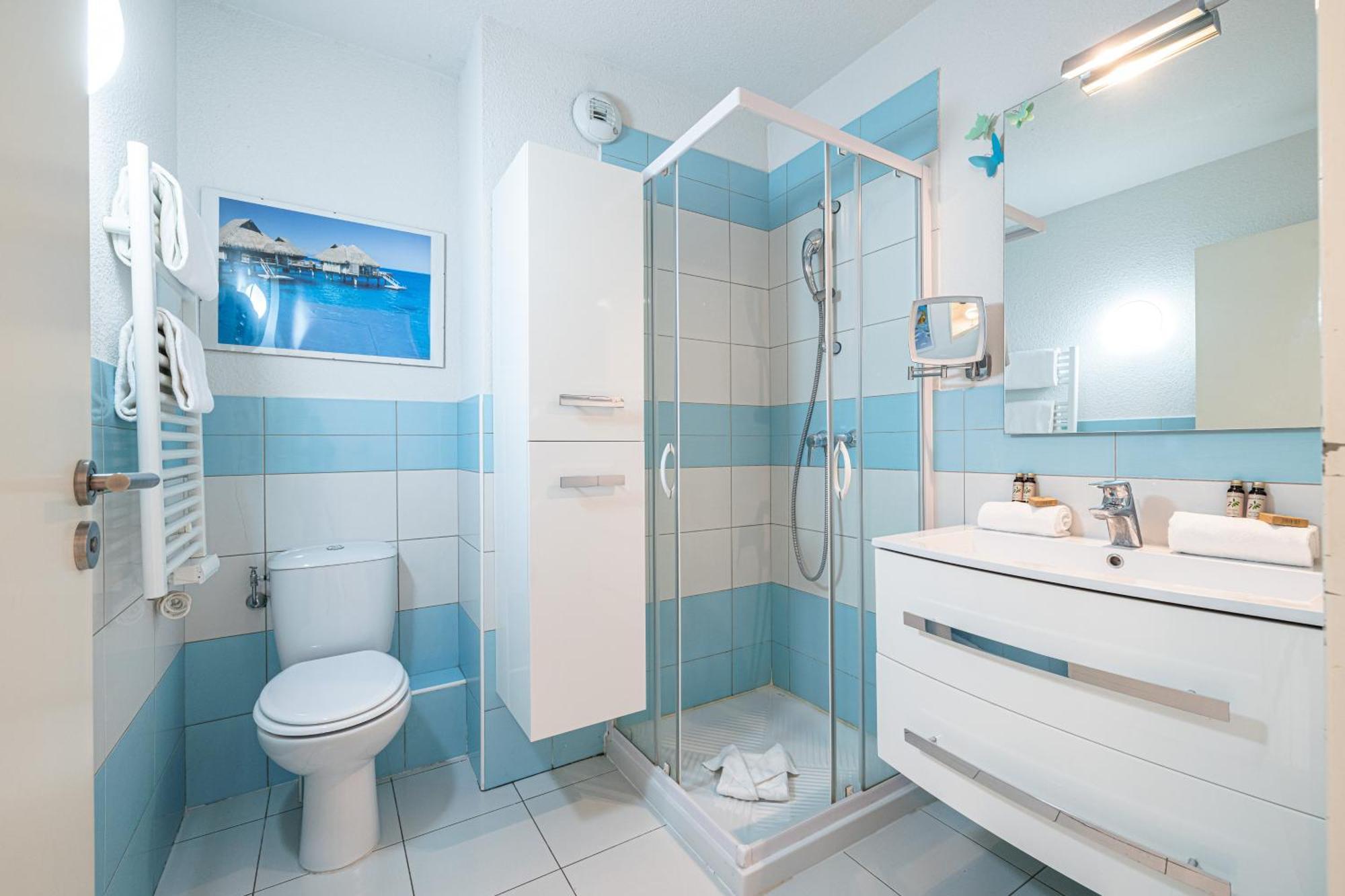 Intercontinental Superbe appartement avec piscine Mentone Esterno foto