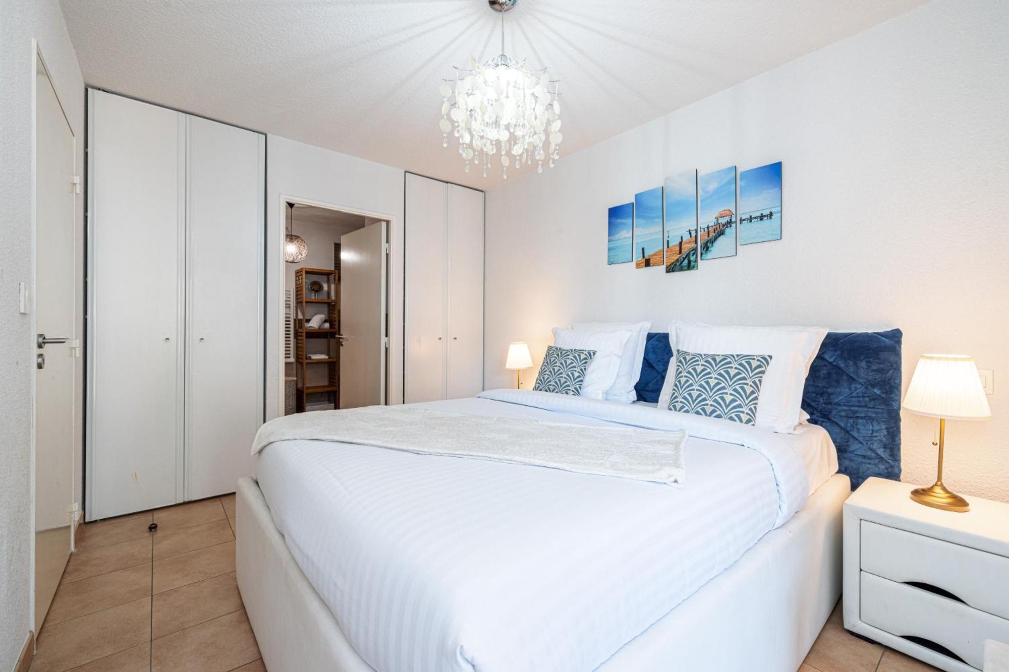 Intercontinental Superbe appartement avec piscine Mentone Esterno foto