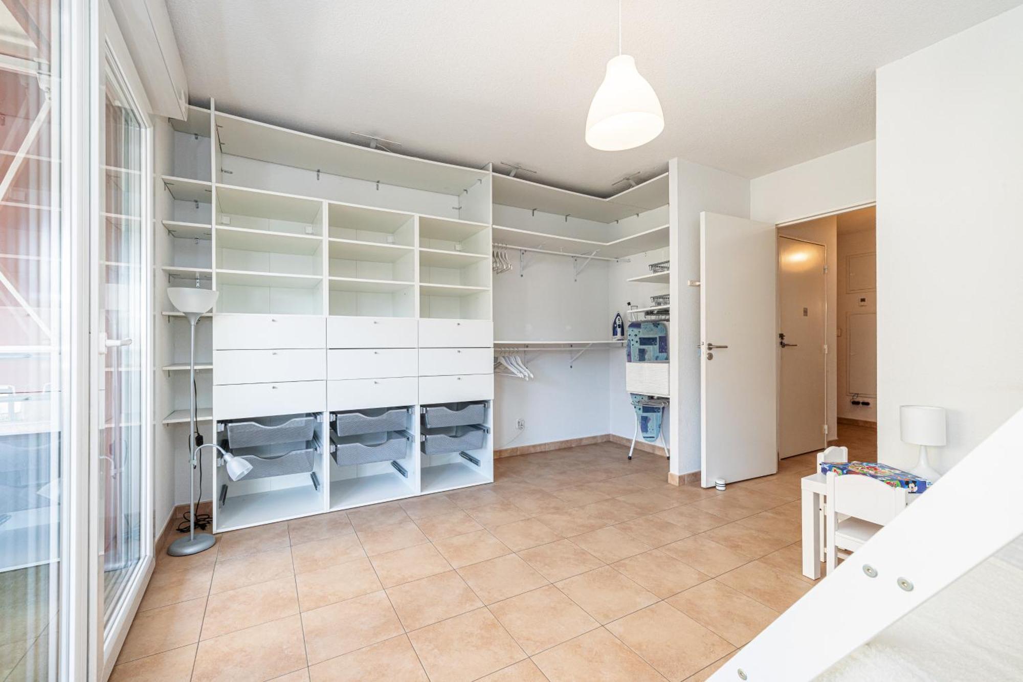 Intercontinental Superbe appartement avec piscine Mentone Esterno foto
